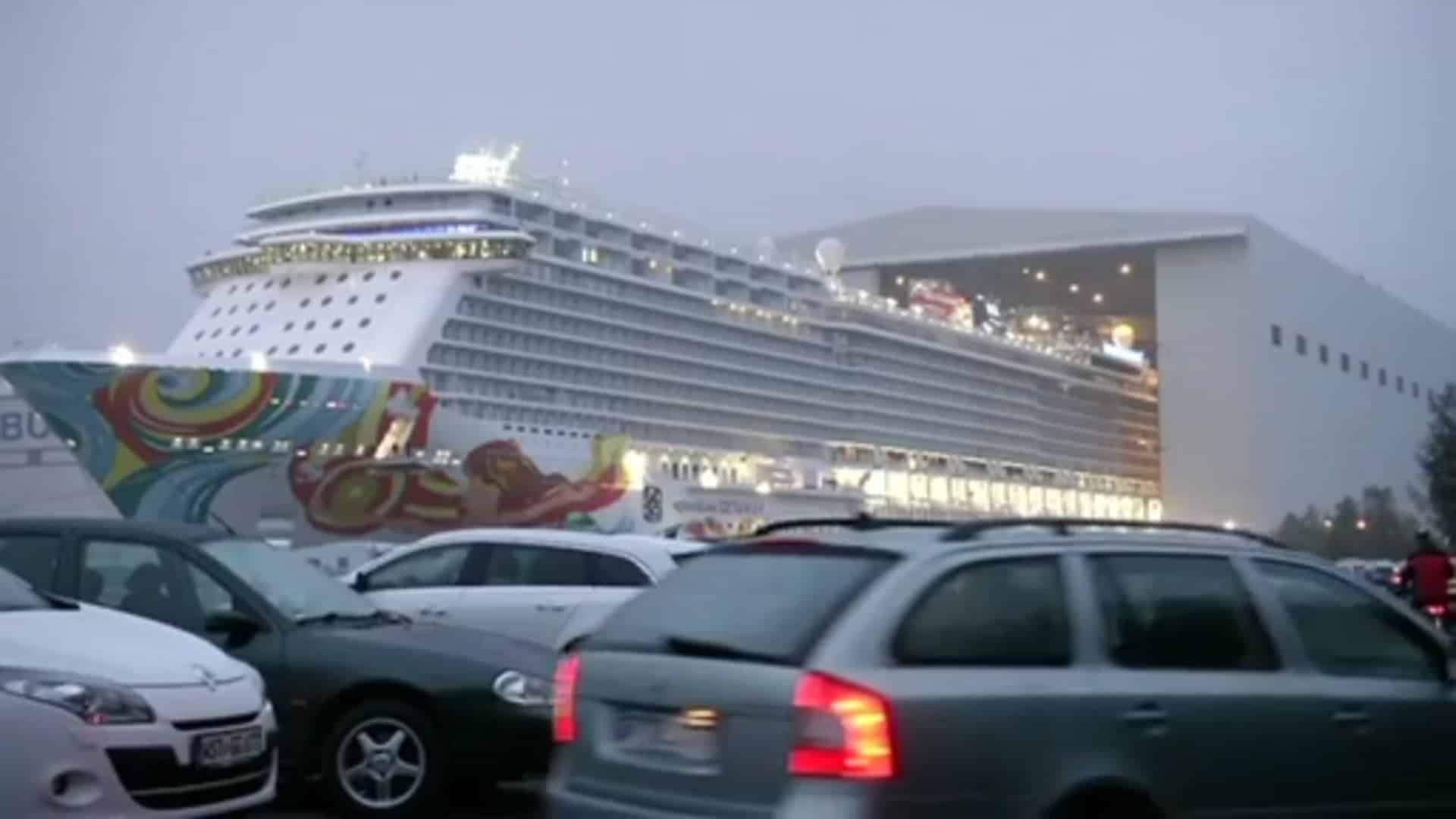 Ausdocken der Norwegian Getaway