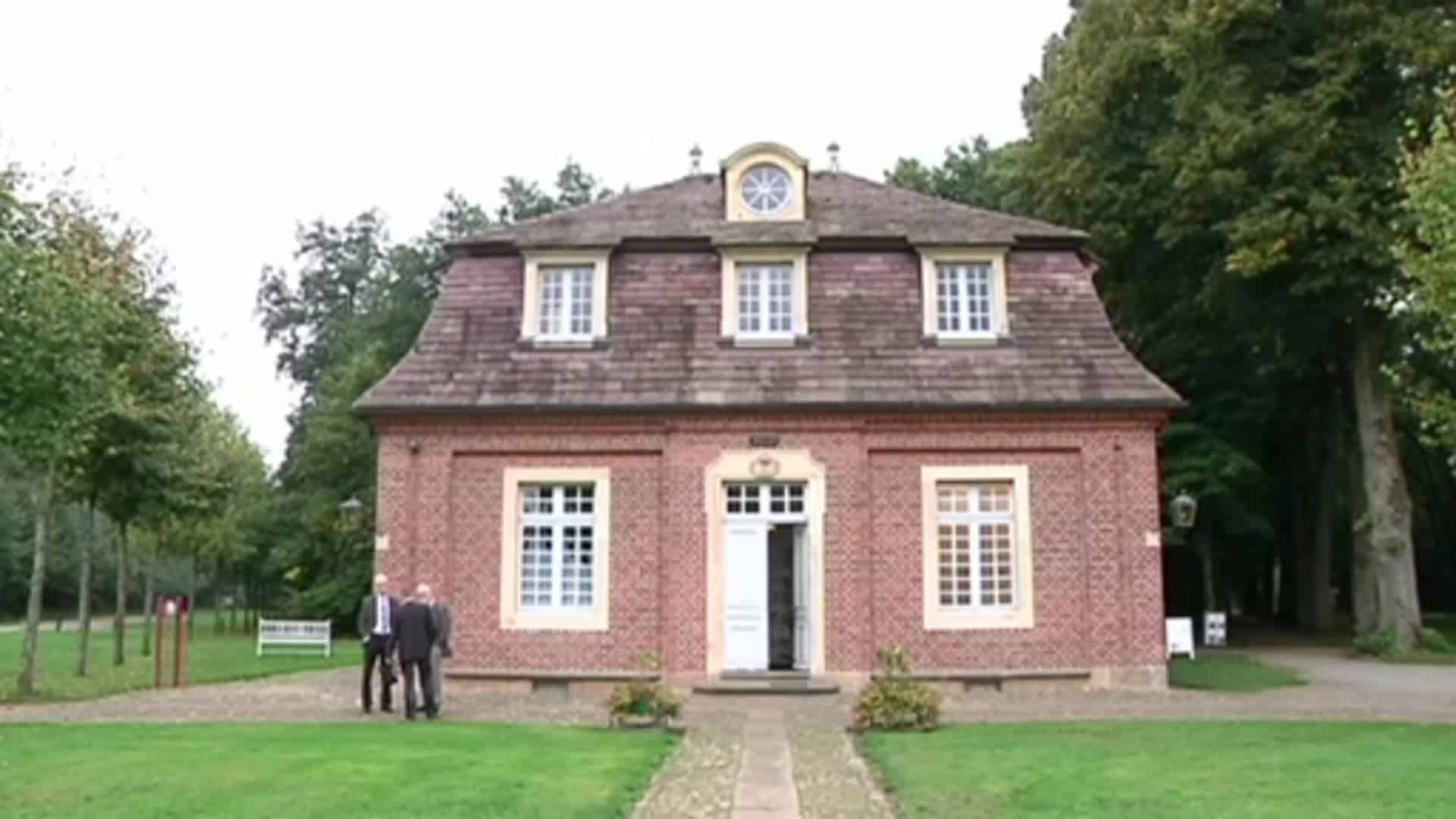 Glaskunst im Emslandmuseum Schloss Clemenswerth