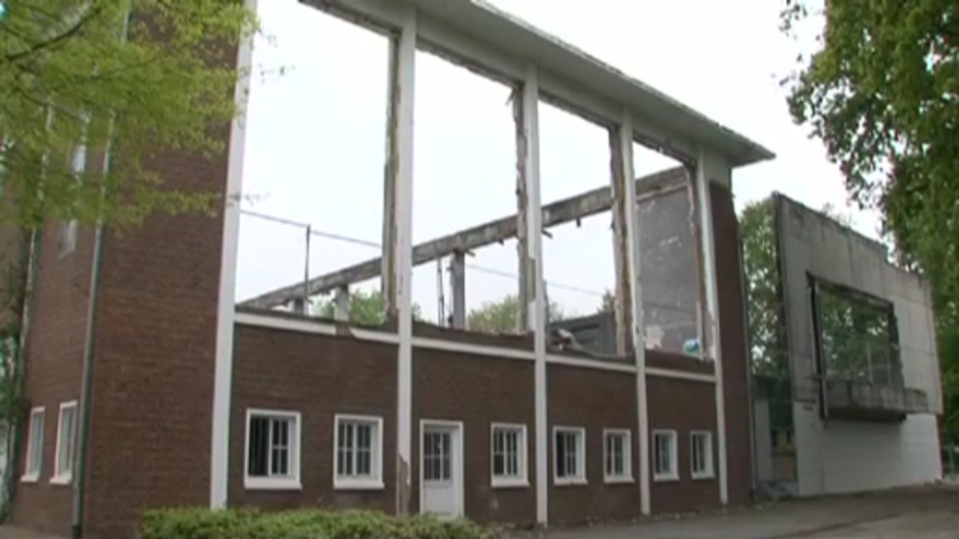 Wo entsteht ein neues Hallenbad?