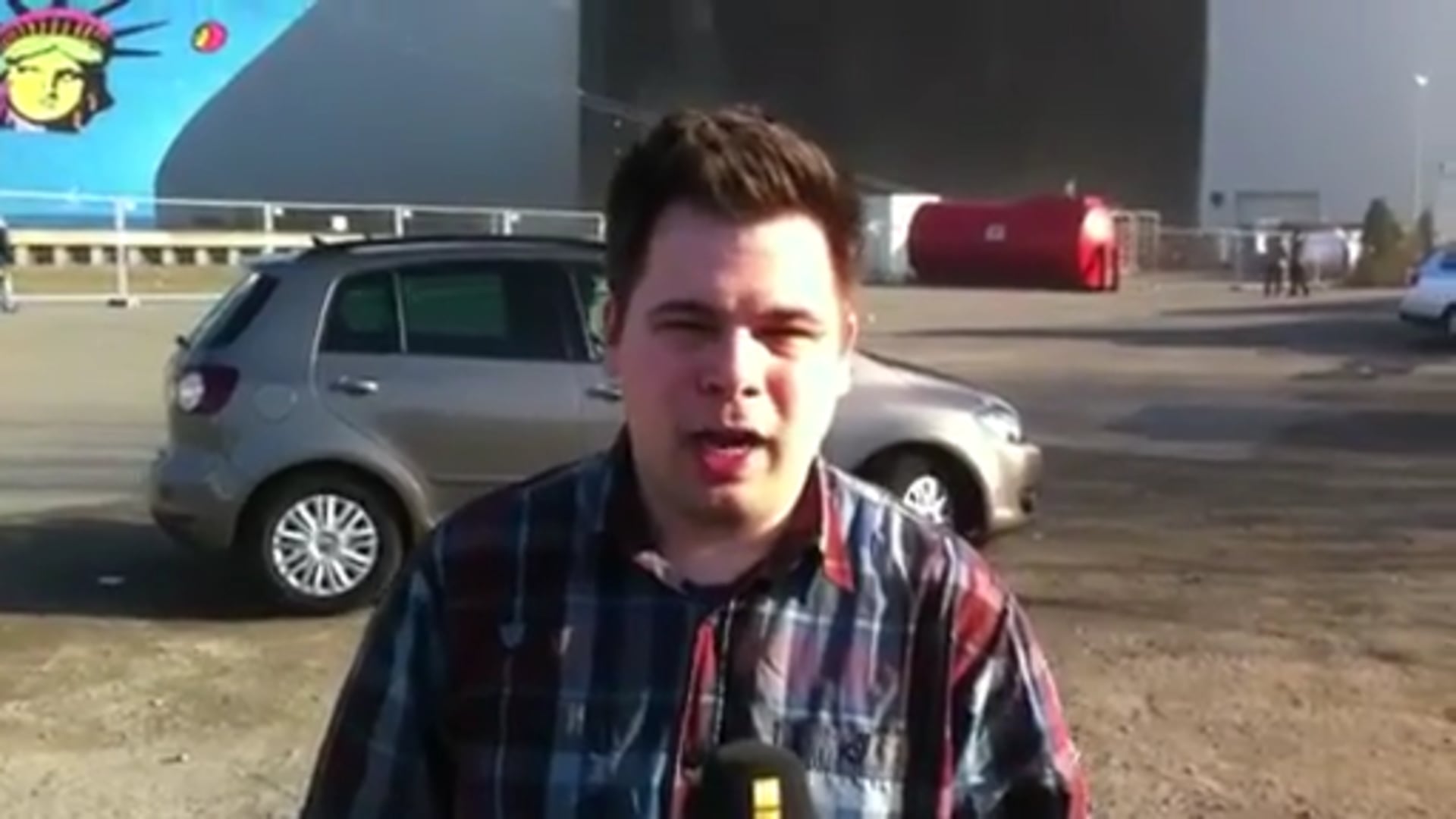 UPDATE:  Bei dem Brand auf der Meyer Werft wurde laut Polizei niemand verletzt