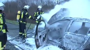 Peugeot brennt auf der A 31