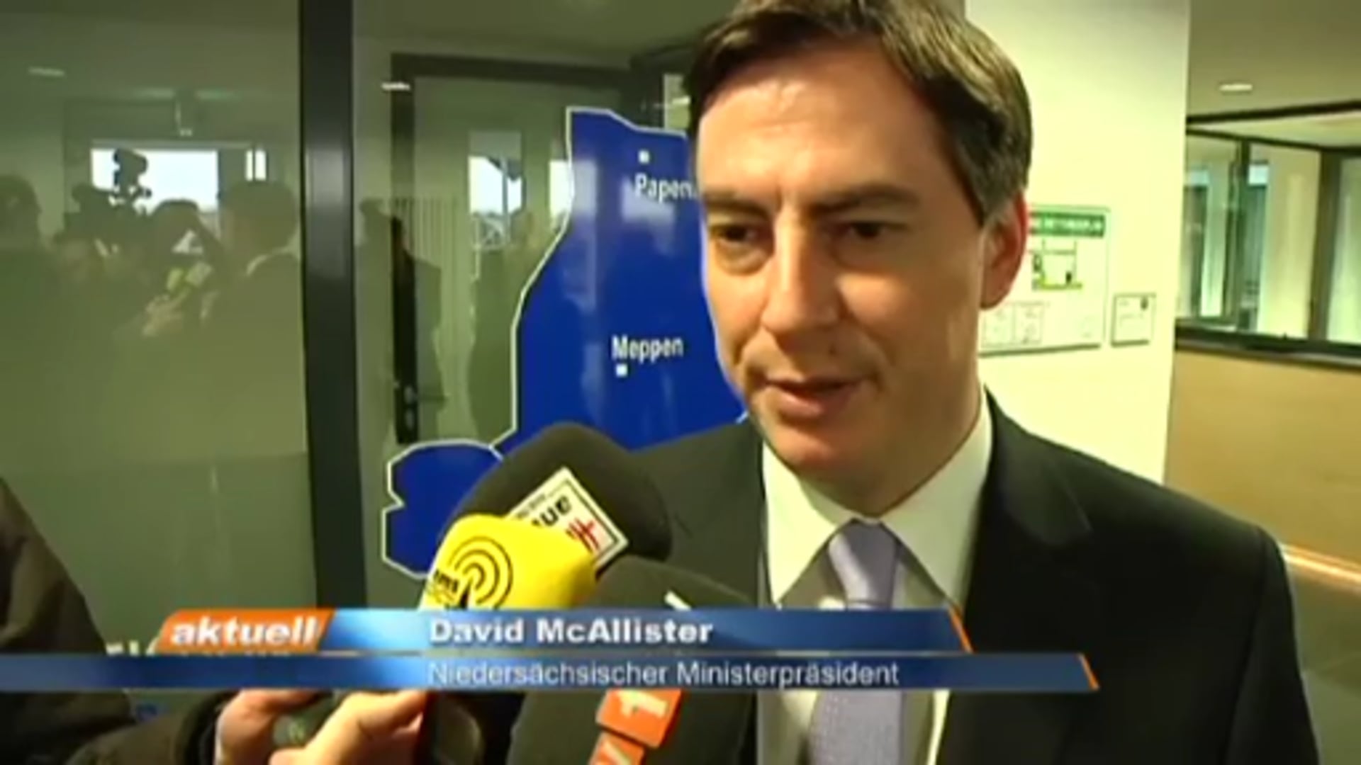 Ministerpräsident übergibt Neubau an die Polizei