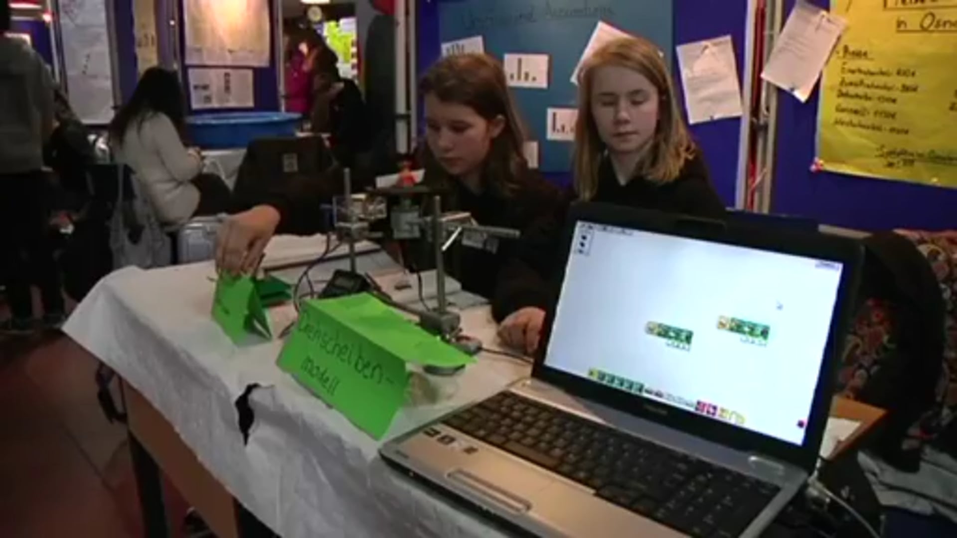 Jugend forscht: Schüler zeigen Experimente