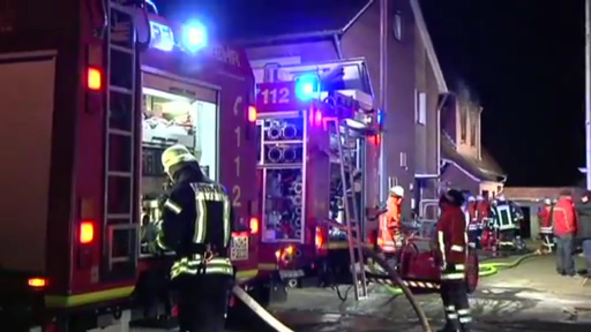 Feuerwehr rettet Hausbewohner