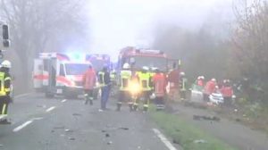 Zwei Schwerverletzte bei Zusammenstoß in Esterwegen