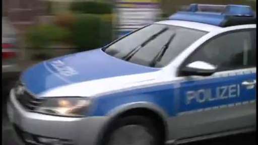 Symbolbild_Blaulicht_Polizei_Auto
