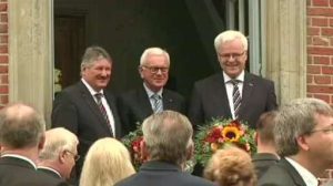 Lankreis Emsland verleiht Emslandmedaille an Hans-Gert Pöttering und Hermann Kues