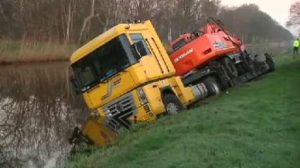 Stundenlange Sperrung nach Unfall