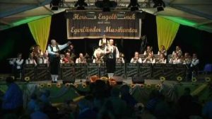 Hermann Engelbertinck und seine Egerländer Musikanten begeistern Veldhausen