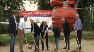 Erster Spatenstich zur Erweiterung des Erdöl-Erdgas-Museums in Twist