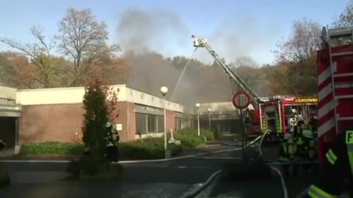 Feuer in der ehemaligen Pestalozzi-Schule in Lingen-Laxten