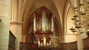 Sparkassenstiftung fördert Orgelrestaurierung und Besucherbroschüre