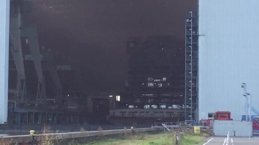 Feuer auf Schiffsneubau in der Meyer Werft