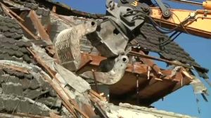 Haus in Papenburg wird nach Explosion abgerissen