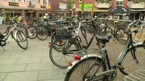 Wildes Fahrradparken auf Bentheimer Torbrücke in Nordhorn soll aufhören