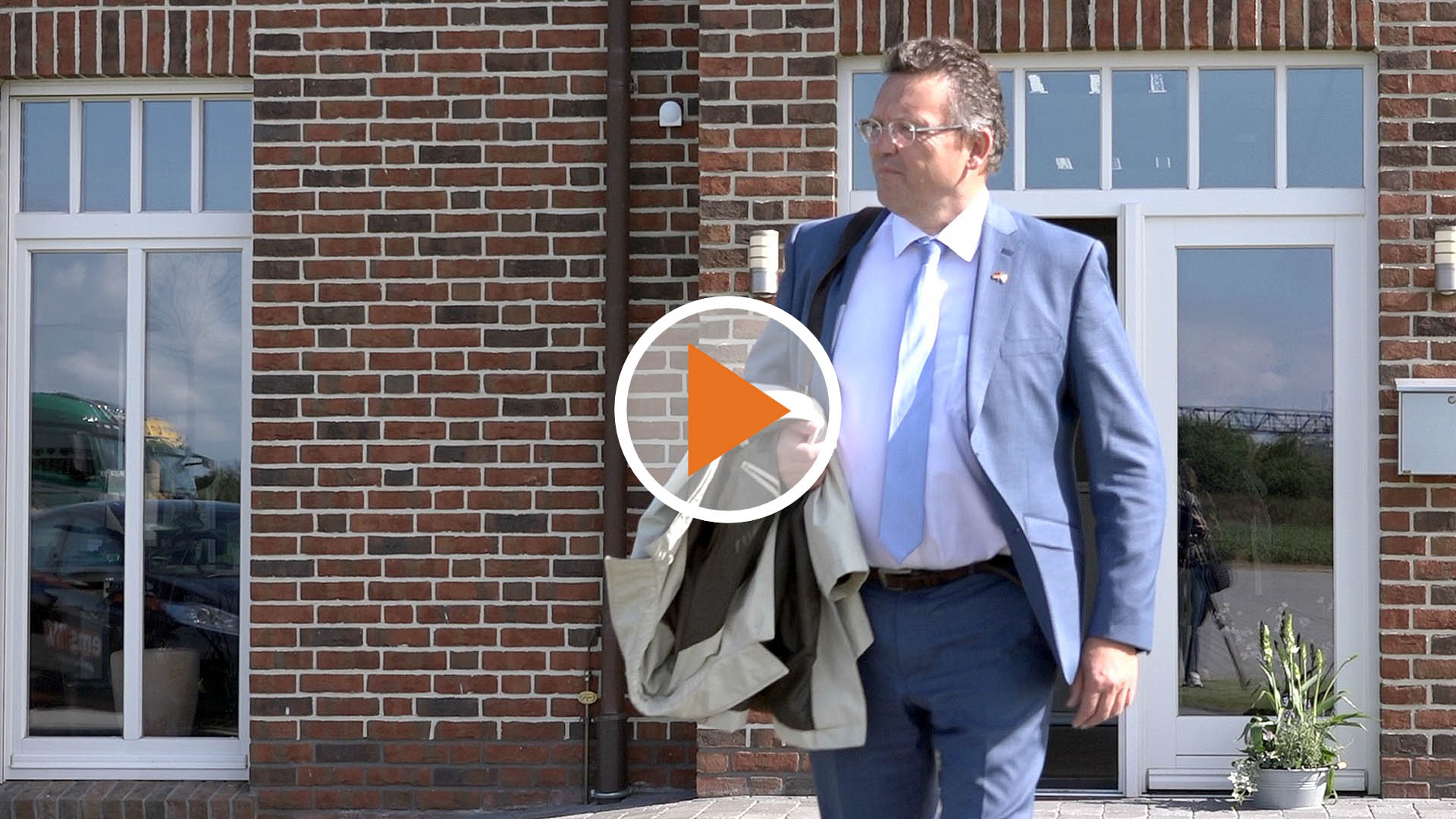 Screen_Praesident der Uni Groningen zu Gast in Doerpen