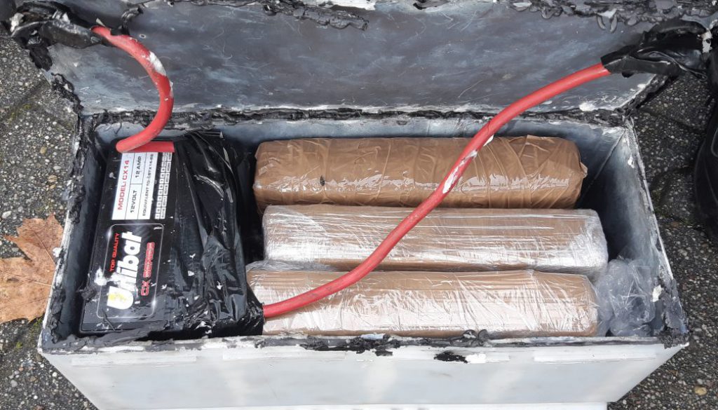 In einer Autobatterie verbaute Kokain-Päckchen / Foto: Bundespolizei