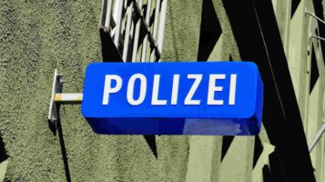 Screen_Polizei_Schild