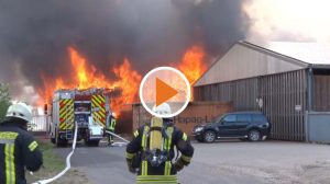 Screen_Videoupdate- Großbrand in Lagerhalle in Dalum