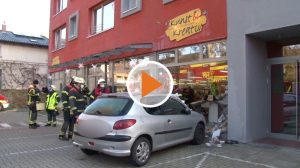 Screen_schaufenster zerstoert