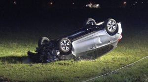 screen_pkw ueberschlaegt sich