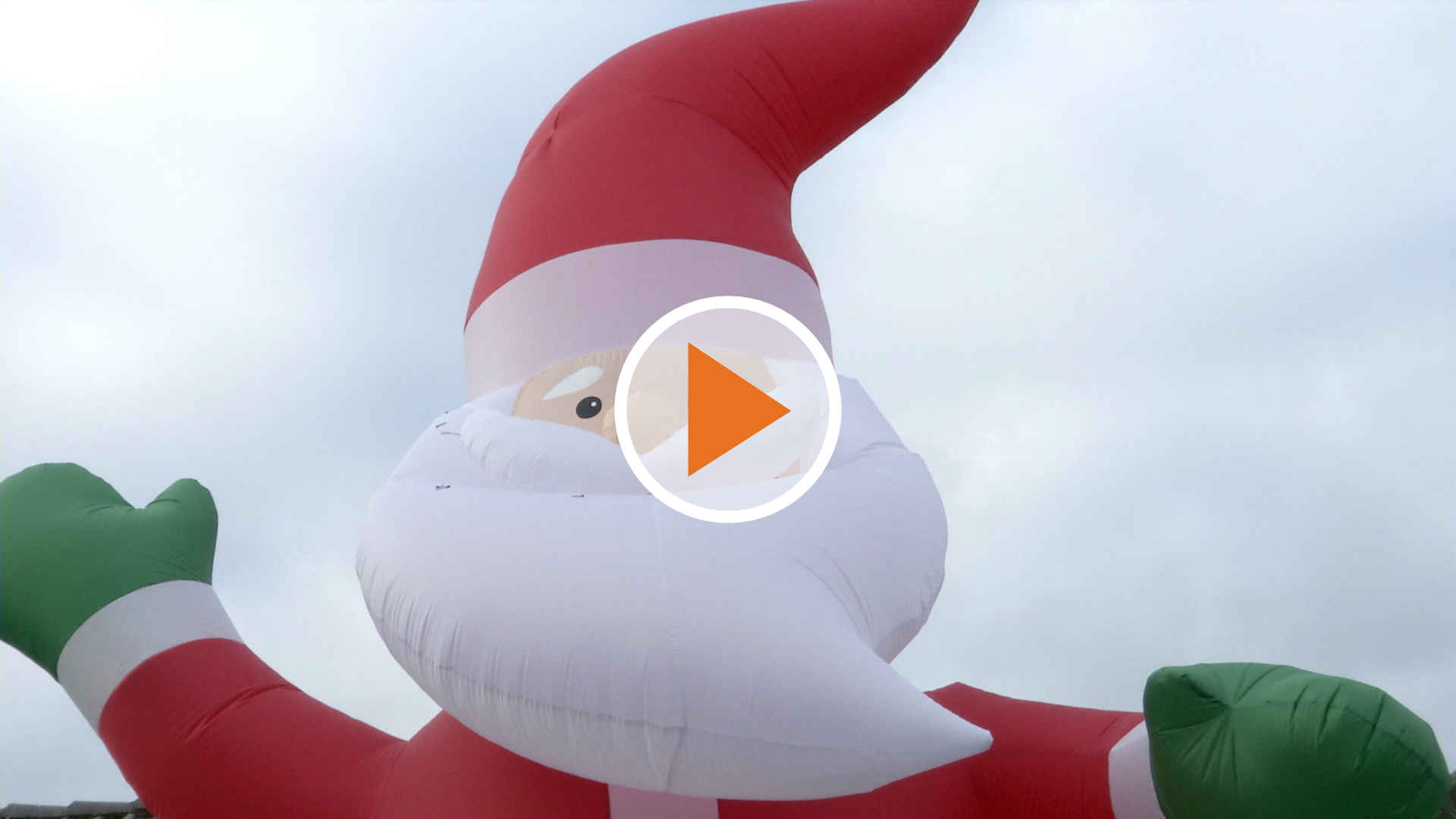 Screen_Meppens Sechs-Meter-Weihnachtsmann