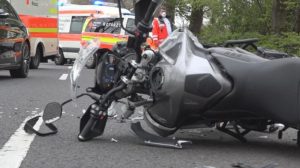 Screen_kradfahrer schwer verletzt