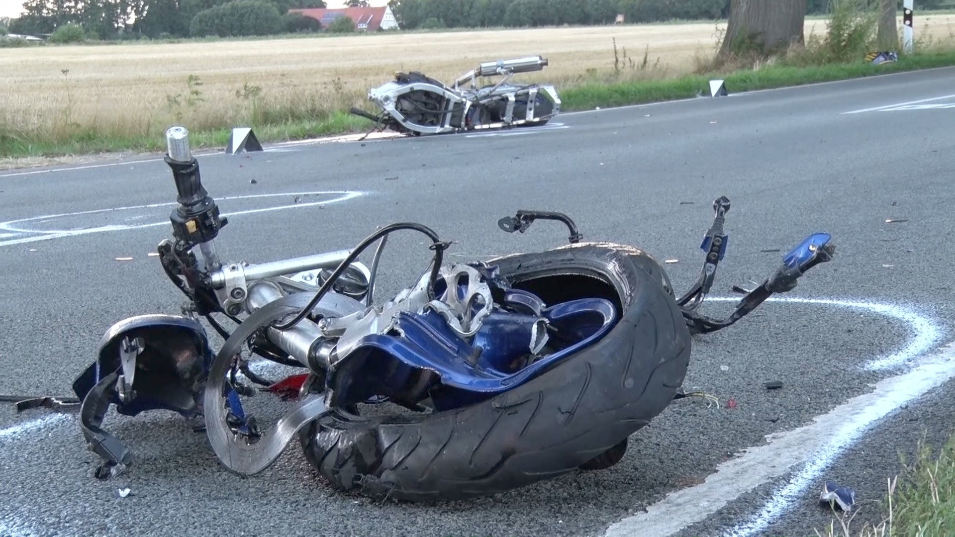 screen_Toedlericher Unfall - Motorradfahrer uebersehen