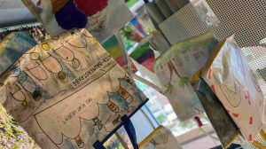 21.09.23 Foto Kinder machen die Taschen bunt