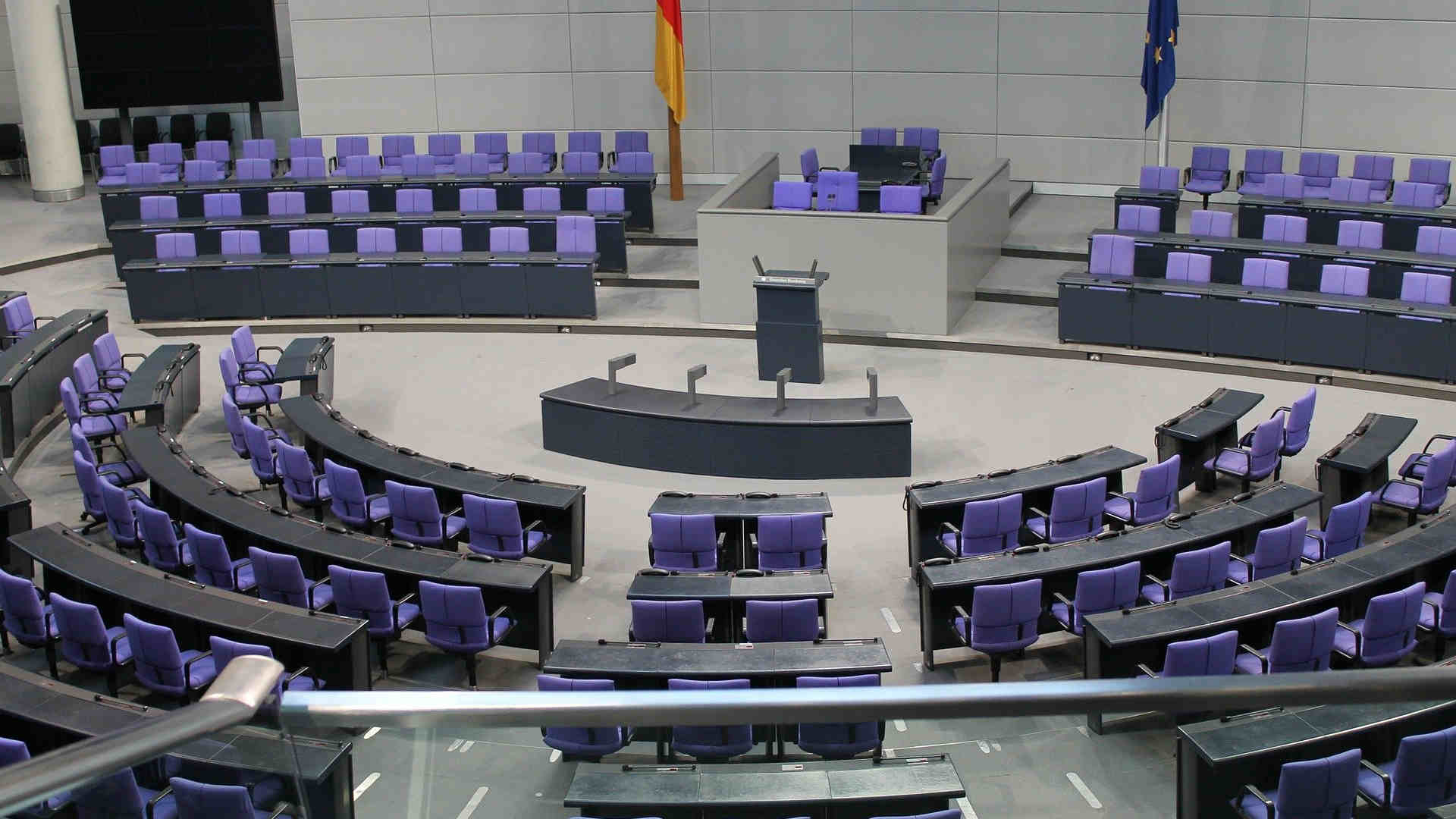 211206_Screen_Bundestag