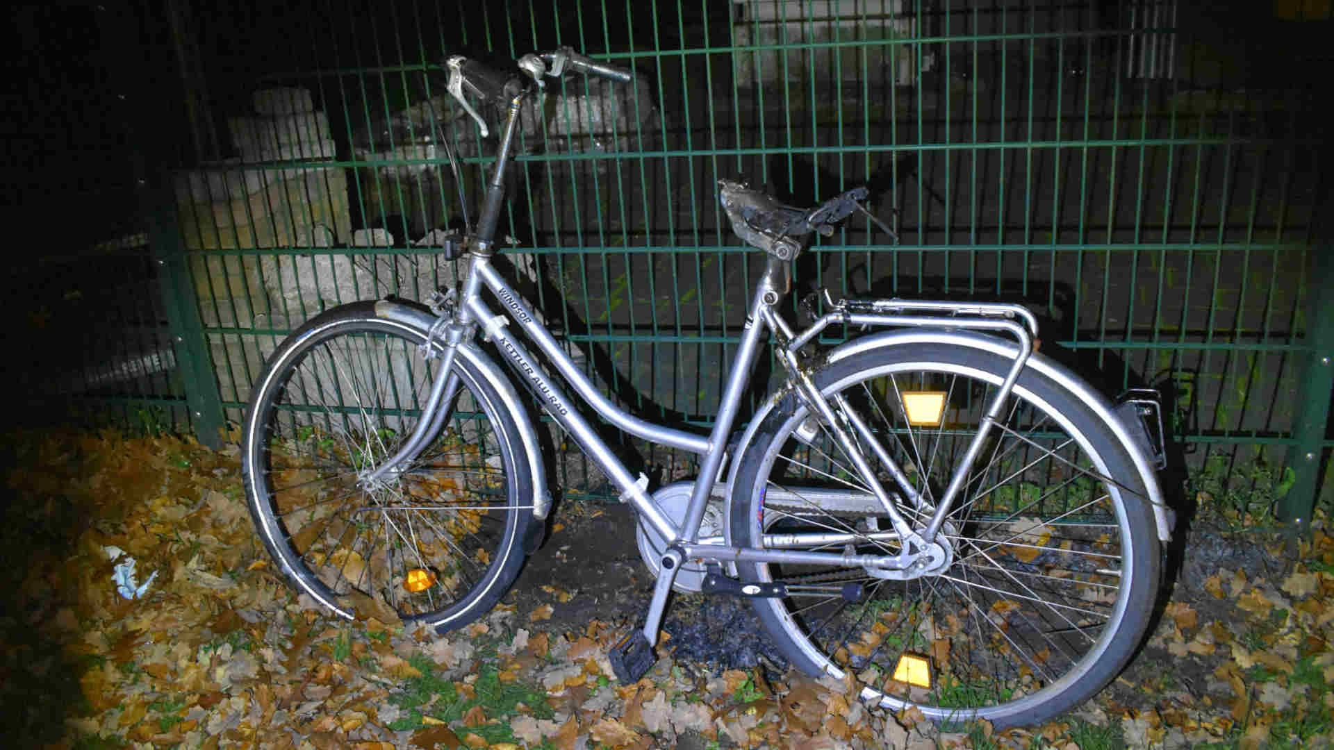 221103_Fahrrad-in-Brand-gesetzt