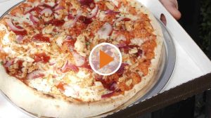 230517_Screen_Ofenfrische-Pizza-aus-dem-Automaten