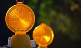 Symbolbild_Strassensperre_Bake_Leuchte