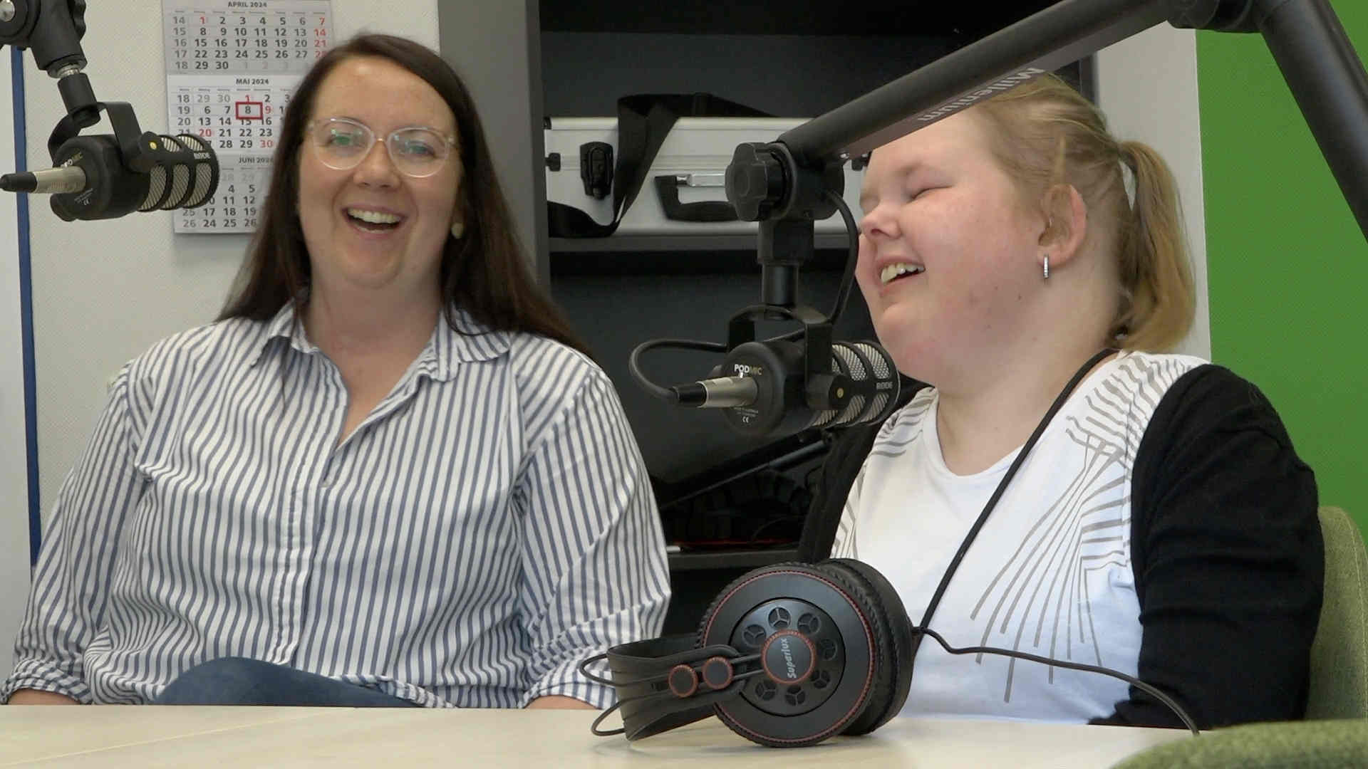 Rollstuhl und Rakete: Eine Blinde erzählt aus ihrem Alltag