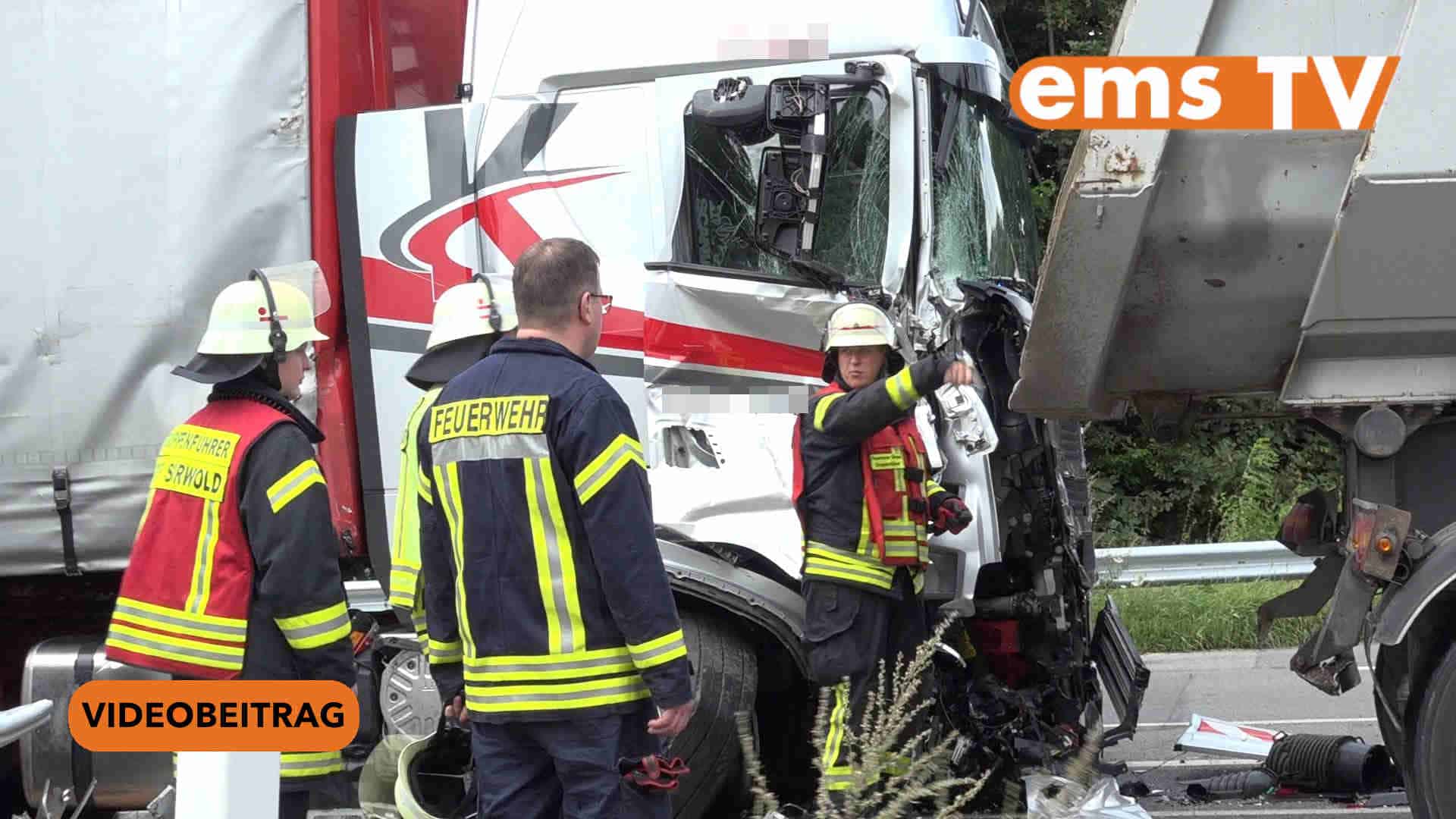 Screen_240809_Unfall mit Kettenreaktion LKW faehrt auf Sprinter auf