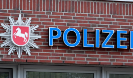 Symbolbild_Blaulicht_Polizei_Doerpen