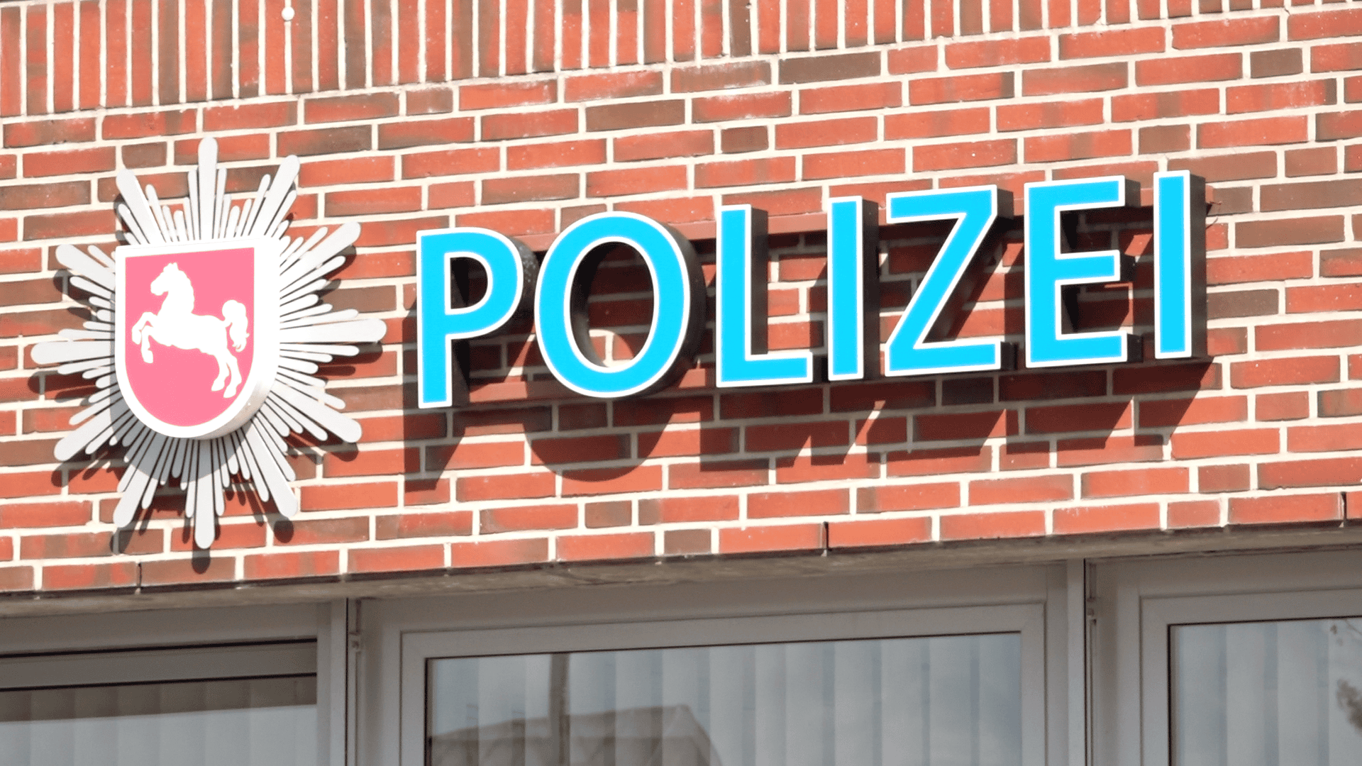 Schaufenster beschädigt