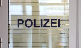 Symbolbild_Blaulicht_Polizei_Doerpen_3