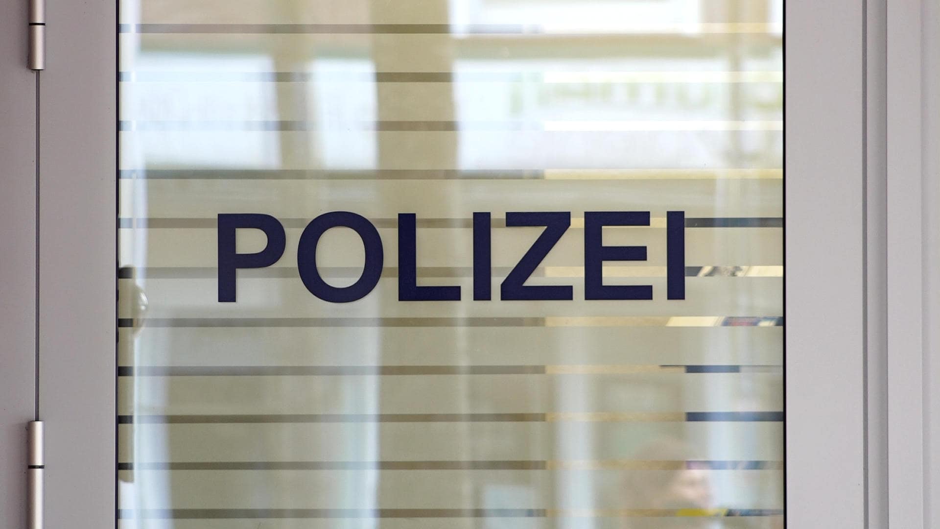 Symbolbild_Blaulicht_Polizei_Doerpen_3