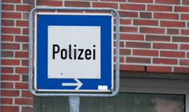 Symbolbild_Blaulicht_Polizei_Doerpen_4