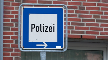 Symbolbild_Blaulicht_Polizei_Doerpen_4