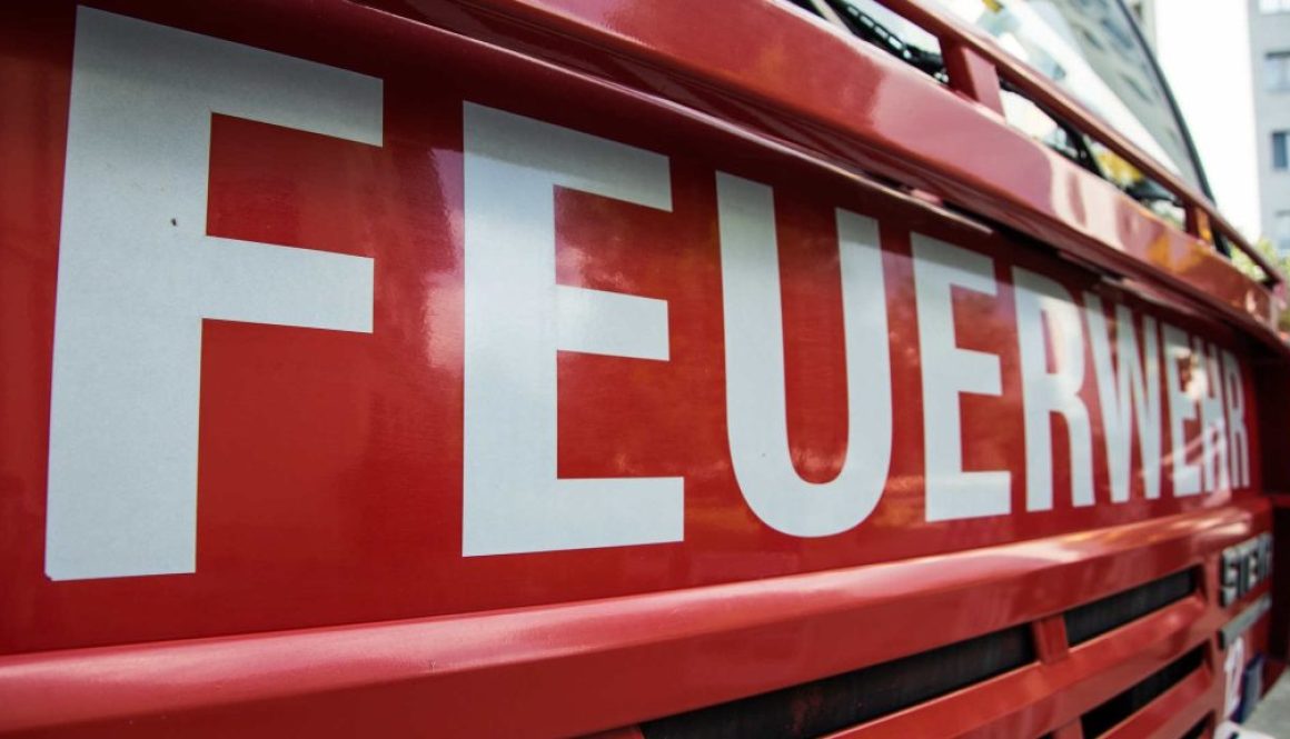 Symbolbild_Feuerwehr_Blaulicht_Logo