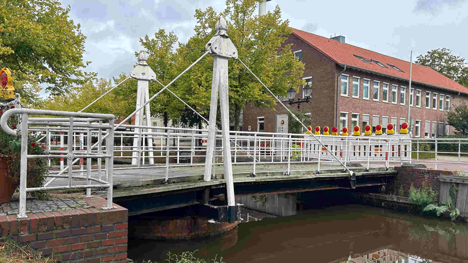 240912_Sperrung der Landsberbruecke am Hauptkanal