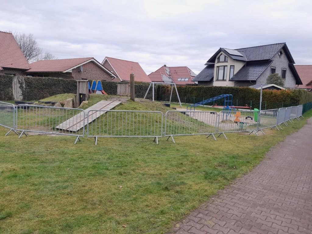 2025-01-30 Sperrung Kinderspielplatz Hülskrabbenweg