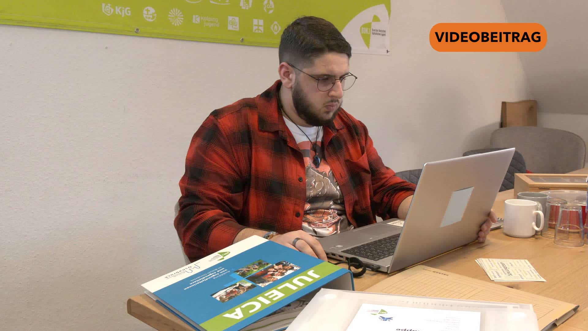 25 01 29 Josef Ehrenamt SCREEN