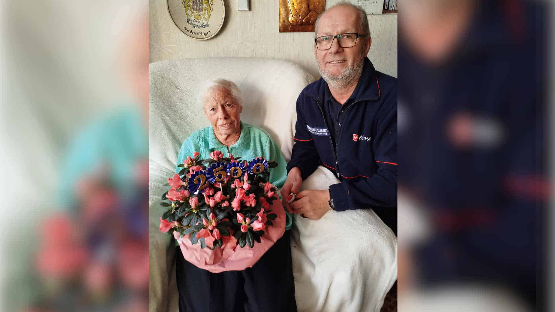 250129_Hausnotruf bekommt 2500ste Kundin