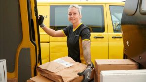 Symbolbild_Post_DHL_c_Andreas Oertzen-DHL Group