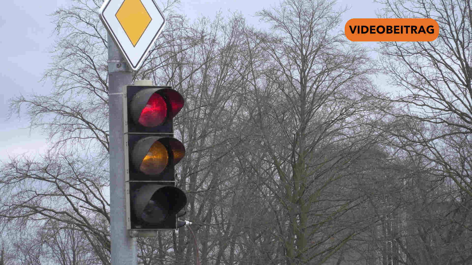 250207_Screen_Ampelstoerung sorgt fuer lange Staus
