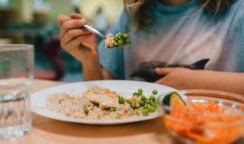 250211_NGG fordert Gratis-Mittagessen in Schulen