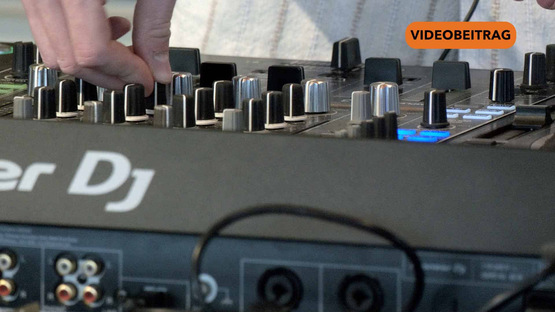 250212_Screen_Coffee Rave Ein Zeichen fuer Vielfalt